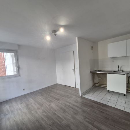 Location Appartement 2 pièces 35m² LILLE 59800 - Photo 3