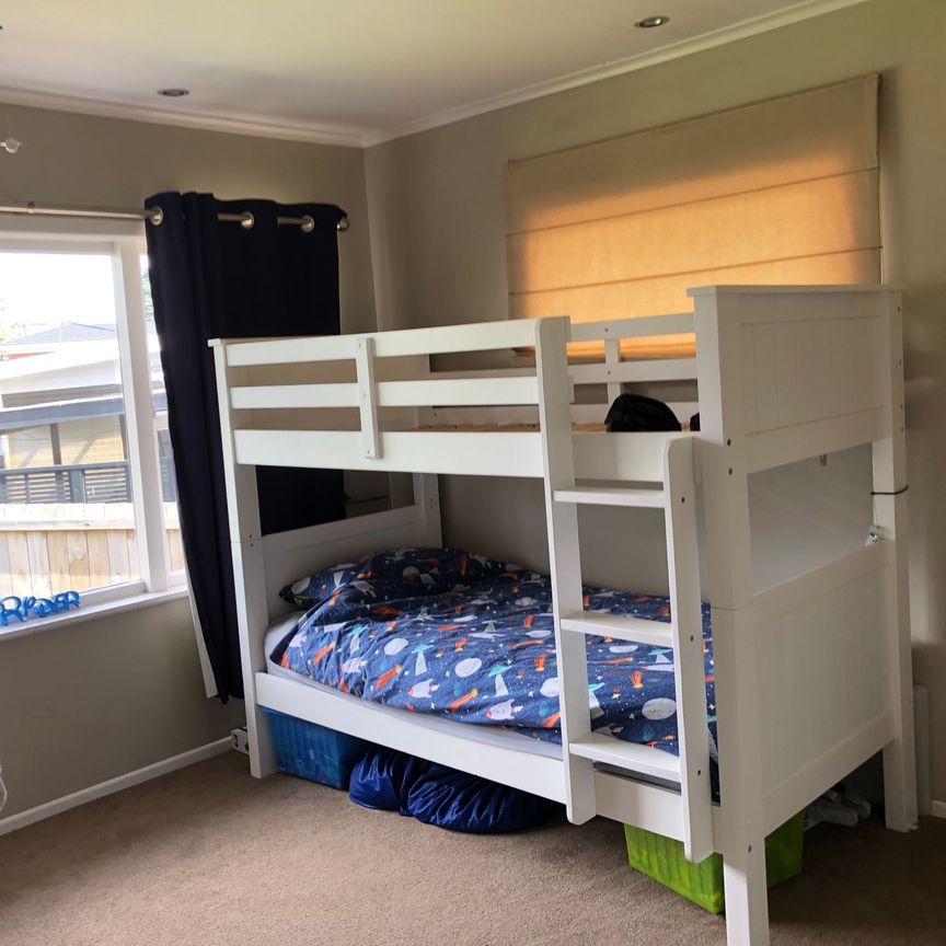 Perfect 3 Bedroom Family Home - Photo 1