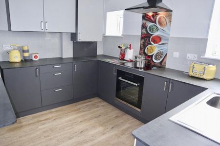 5 bedroom house to rent - Photo 4