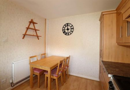 21 Magheralave Grange, Magheralave Road, Lisburn, BT28 3BZ - Photo 3