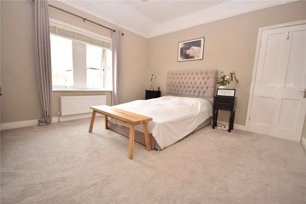 11a, Ashtofts Mount, Guiseley, Leeds, West Yorkshire, LS20 9DB - Photo 1