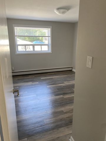 19 Queen Street, Barrie - Photo 5