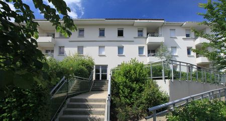 location Appartement T2 DE 40.92m² À POITIERS - Photo 3