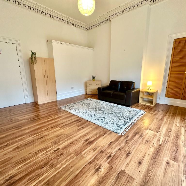 Great Western Road, Glasgow, G12 8HX - Photo 1