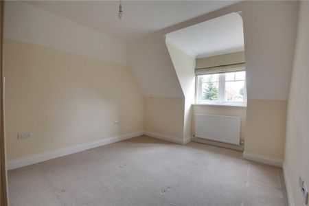 4 bedroom detached house to rent - Photo 4