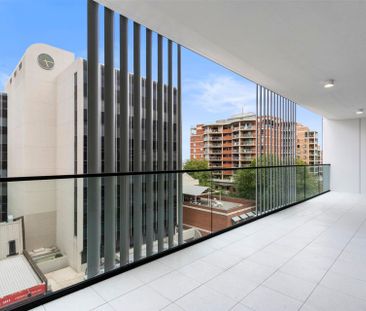 Spacious 3 Bedrooms in the Heart of Bondi - Photo 4