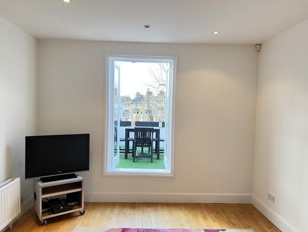2 bedroom flat to rent - Photo 5