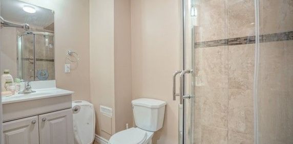 For Lease - 28 Stephanie Avenue Unit# A, Brampton, Ontario - Photo 2