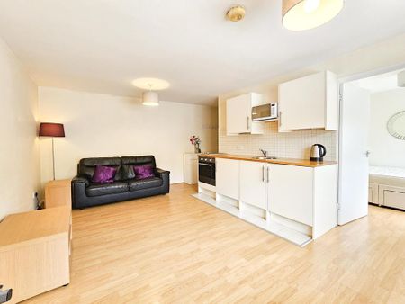 1 bedroom flat to rent - Photo 3