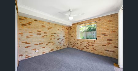 Spacious & Stylish Two-Bedroom Unit on the Fringe of Toowoomba CBD - Photo 5