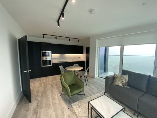 Portal Way, Acton, W3 - Photo 1