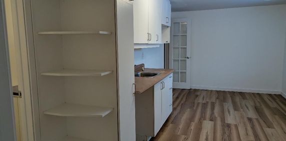 2 1/2 logement à la campagne - Photo 2