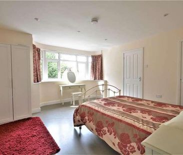 Foulsham, NR20 - Photo 3