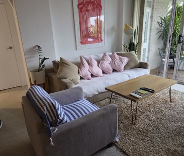 Willoughby - Photo 5