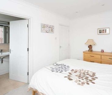 Adrian Road, Wd, Hemel Hempstead, WD5 - Photo 1