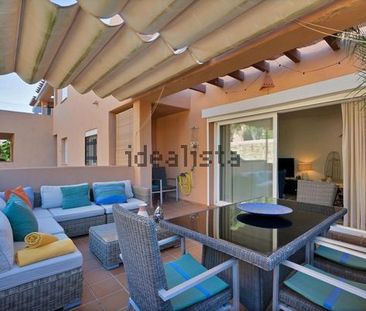 Alquiler de piso en Plaza de los Naranjos - Photo 2