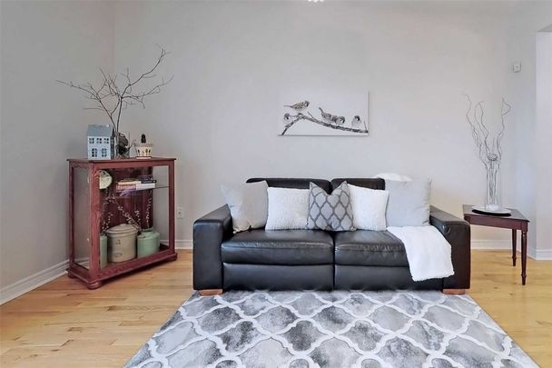 For Lease - 68 Hawkes Drive, Richmond Hill, Ontario - Photo 1