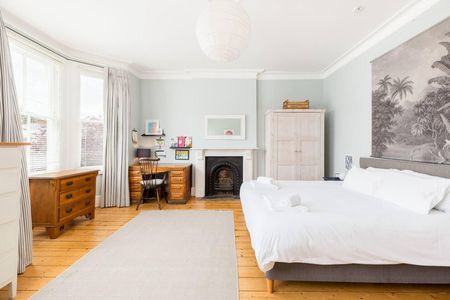 Leam Terrace - Photo 2