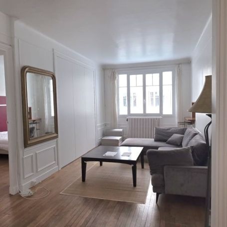 Location Appartement P3 rénové(e) Paris 16ème - Photo 1