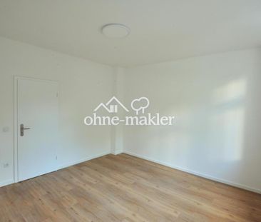 Schöne 2 Zimmer EG Wohnung mit Einbauküche, Erstbezug nach Sanierung - Photo 1