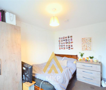 5 bedroom terraced house to rent - Photo 4