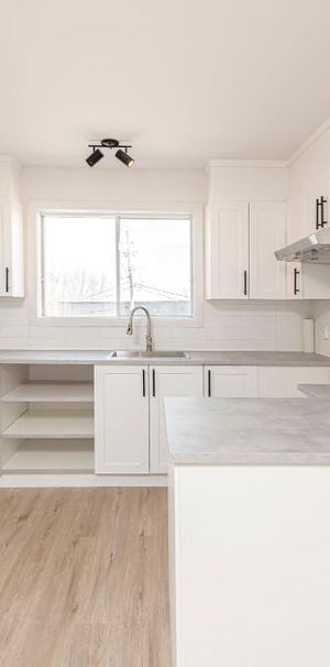 Beau 3 1/2 à Mascouche - Photo 1
