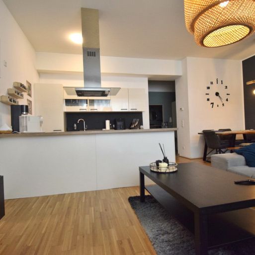 Helle 2 Zimmerwohnung mit BALKON - Foto 1