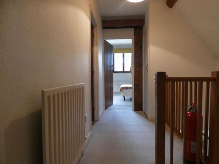 2 bedroom cottage to rent - Photo 2