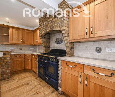 3 bedroom terraced to rent - Photo 3