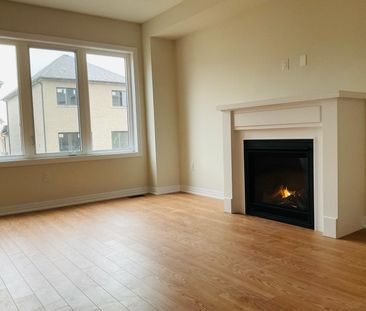 For Lease - 19 Northrop Avenue, Clarington, Ontario - Photo 1