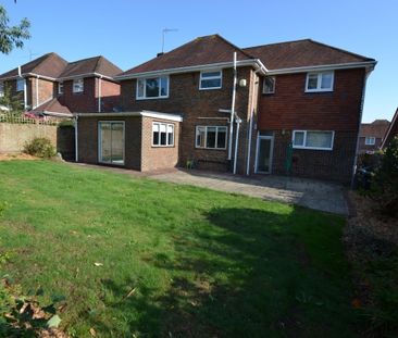 4 bedroom detached house to rent - Photo 1