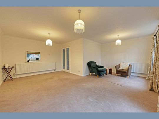 4 bedroom property to rent - Photo 1