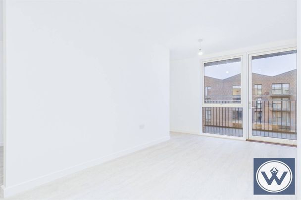 Apartment to Rent: Caturra Court, UB3 - Photo 1