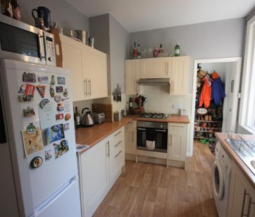 William Road, Guildford, Surrey, GU1 - Photo 2