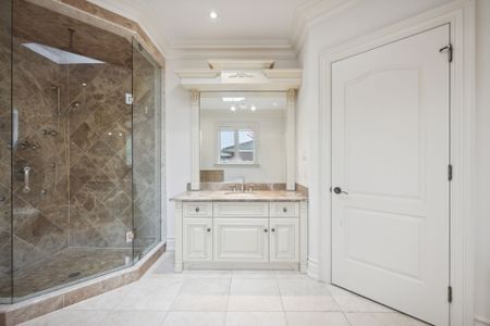 For Lease - 106 Olive Avenue, Toronto, Ontario - Photo 5