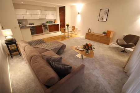 Skyline Central, 50 Goulden Street, Manchester City Centre, Greater Manchester, M4 5EH - Photo 3