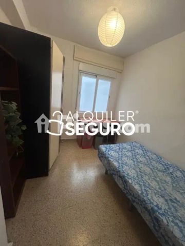 Piso en alquiler en Centro - Foto 4