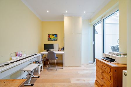 4 bedroom terraced house to rent - Photo 2