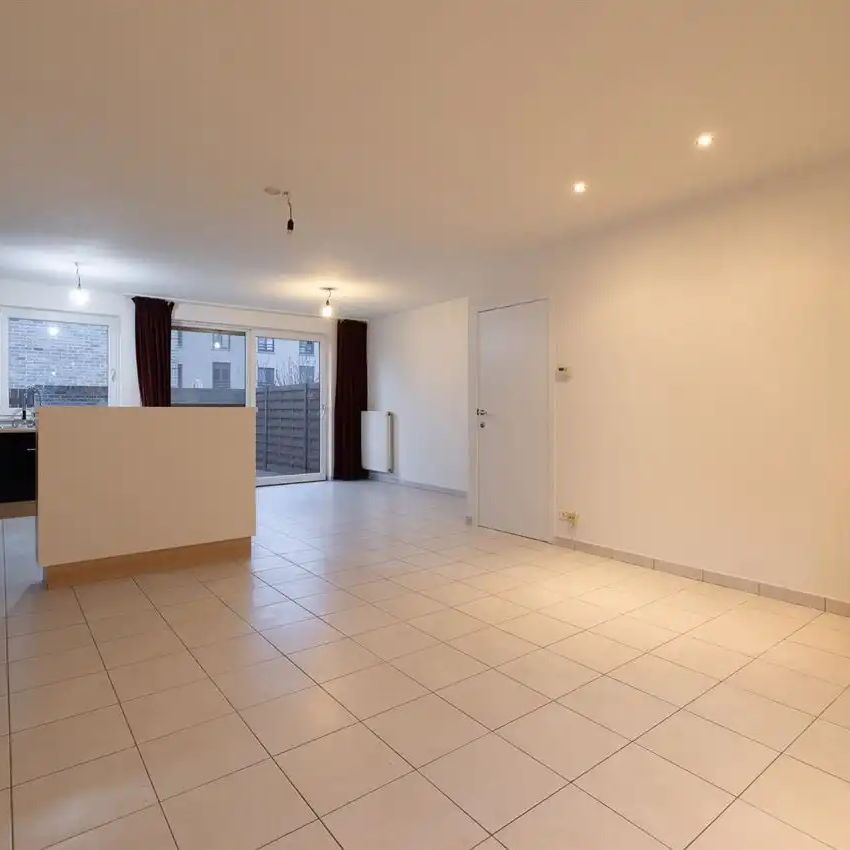 Stadswoning met vier slpk, garage te midden van centrum - Foto 1