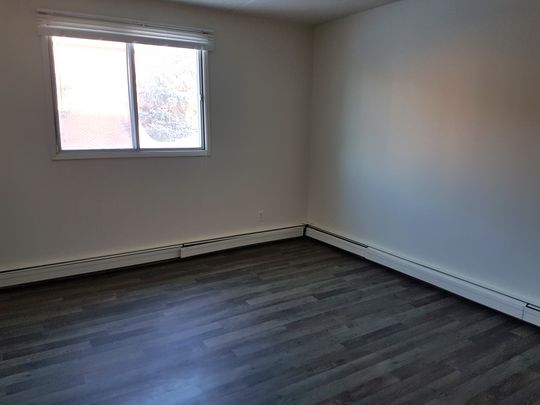31 Centennial St, Regina - Photo 1