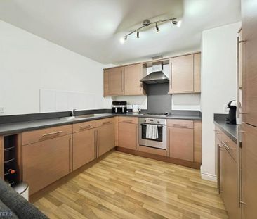 2 bedroom apartment to rent - Photo 4