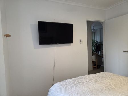 Willoughby - Photo 4