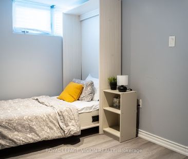 For Lease - 28 Jeffton Crescent, Toronto, Ontario - Photo 6