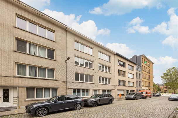 Gerenoveerd appartement aan Zuidpark - Photo 1