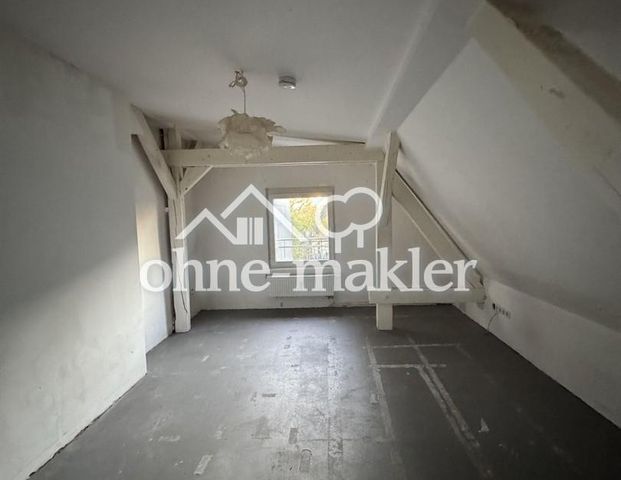 Helle 1 Zimmer Dachgeschosswohnung in der Scharnweberstraße 3, 13405 Berlin - Foto 1