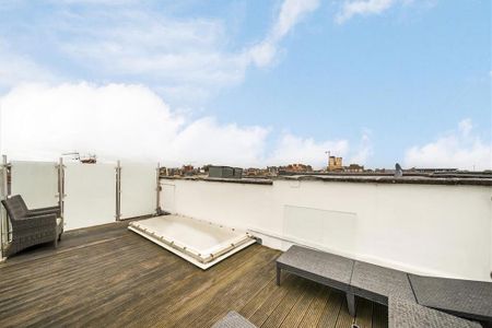 4 bedroom terraced house to rent - Photo 5