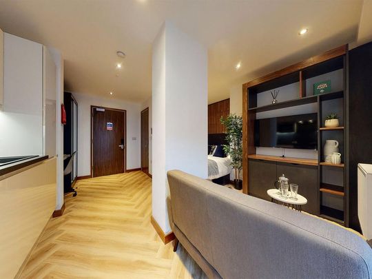 Studio to rent - Photo 1