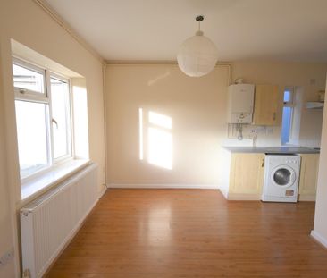 Signal Road, Staple Hill - Photo 5