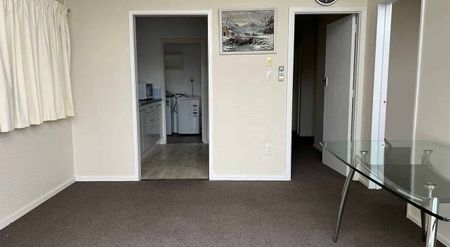 Super location comfortable home - Photo 2