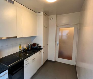 3.5 room apartment – Servette - Photo 2